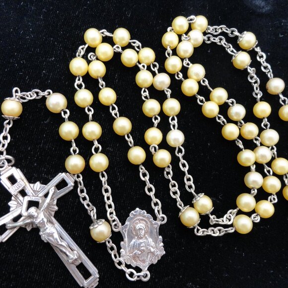 Sterling Silver and Yellow Beads 22 Grams 21" Rosary - Picture 8 of 9